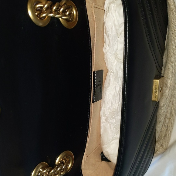 AUTHENTIC Gucci GG Marmont Mini - Picture 7 of 10